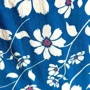 Hawaiian Floral Men’s Collar Button Down